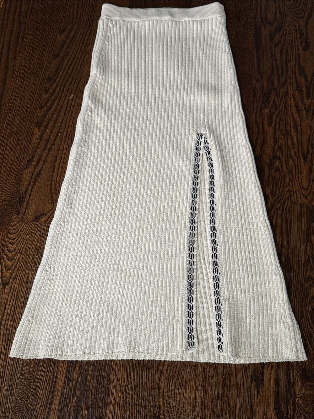 Zara Ribbed Knit cream Maxi Skirt with Side Slit